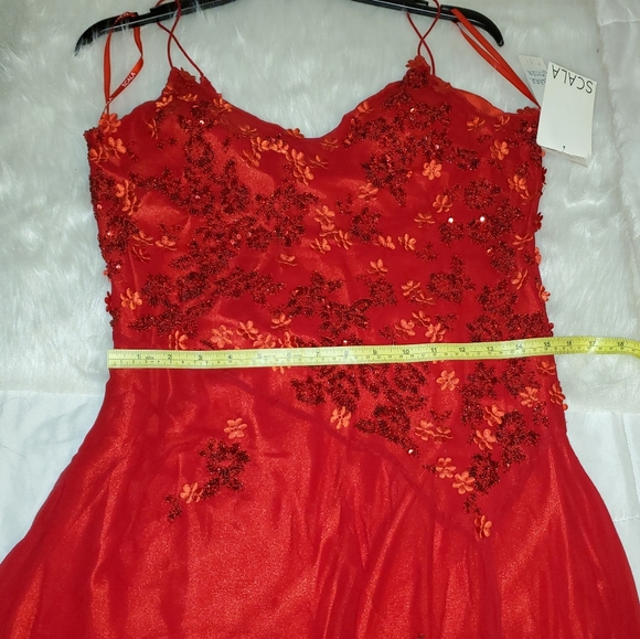 SCALA Designer Silk Dress - Picture 10 of 16